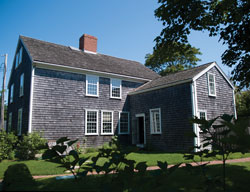 The NHA's 1800 House hosts Nantucket-inspired arts and crafts classes year round.